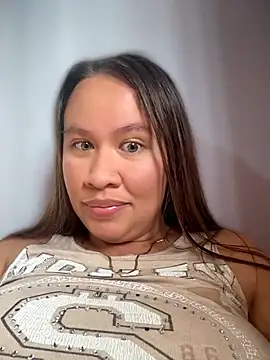 Онлайн чат XXX Emiily_lee