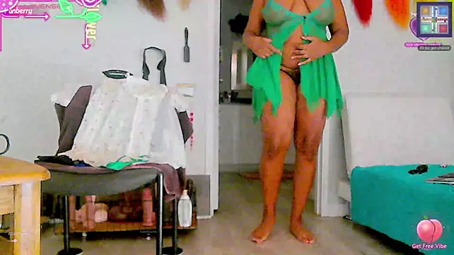 Queenanitadix's Live XXX Chat