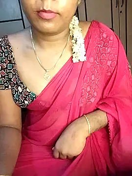 Tamil_Kavitha's Live XXX Chat