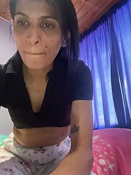 ImCrazzy's Live XXX Chat