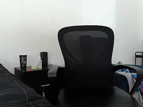 Chat XXX Live Iscariot19