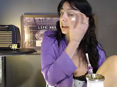 Mickyta 现场XXX聊天