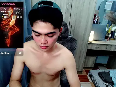 ItsKenny Pertunjukan Webcam