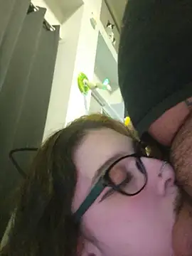 whatevaandissues – Naživo XXX chat