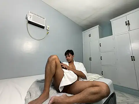 Chat XXX Live alexsuckable01