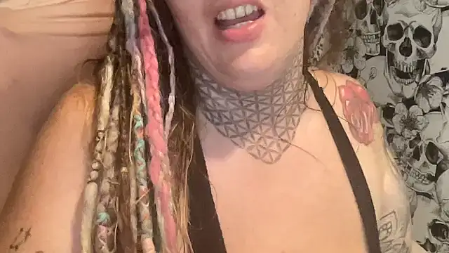 Aubrey-18XX's Live XXX Chat
