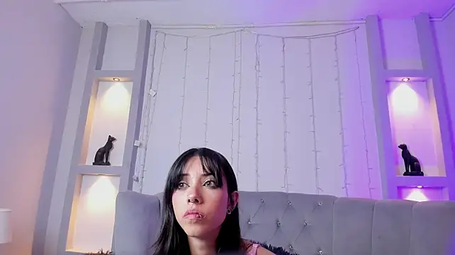 Chat XXX en directo de Kari_Evans