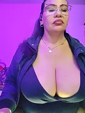 esmeralda_milf Live XXX-Chat