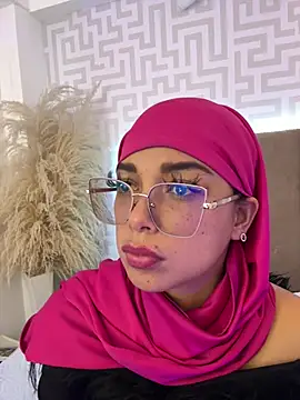 naishaa_'s Live XXX Chat