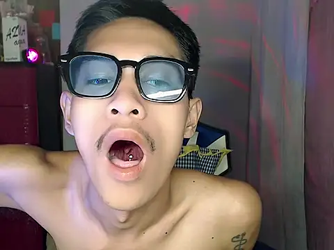 riks_tylerのライブXXXチャット