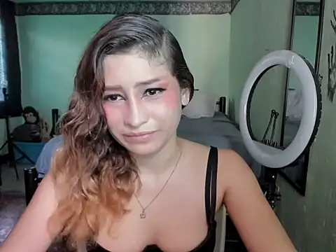 AnnieLorin live XXX chat