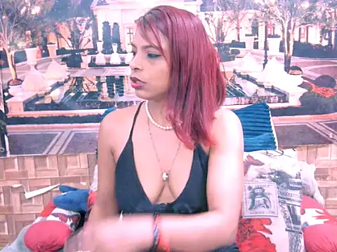 IndianSexyAss' Live XXX Chat