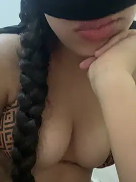 Saricol_sexy1_squirt's Live XXX Chat