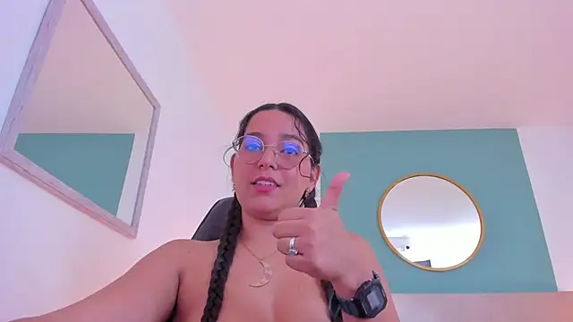 lucy_blue28 Chat XXX in diretta