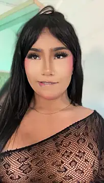 Vale_Prada Adlı Modelin Canlı XXX Sohbeti