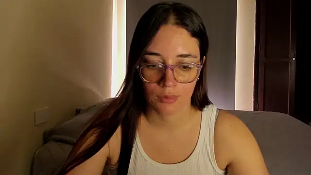 atenas_05_'s Live XXX Chat
