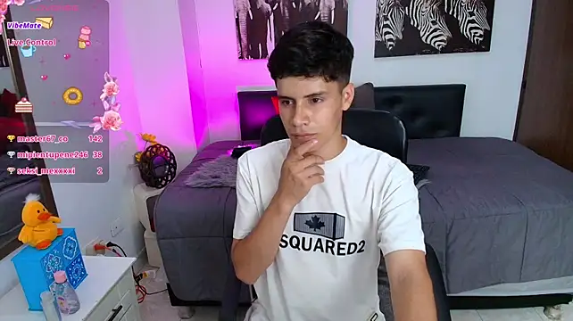 Jacob5_n Live XXX chat