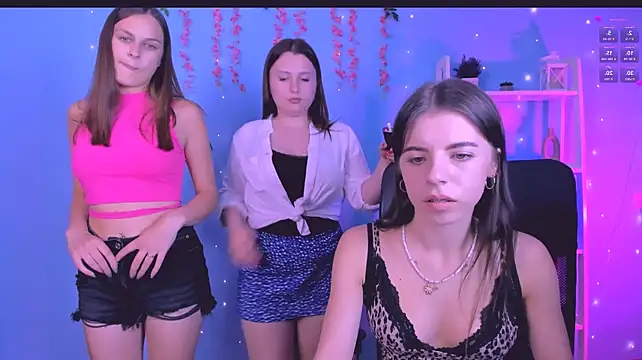 Онлайн чат XXX lyra_desire