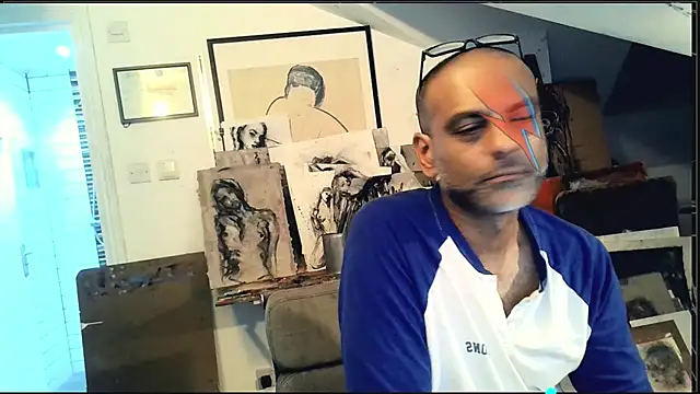 mista_sista_fista: διαδικτυακό σόου στην κάμερα
