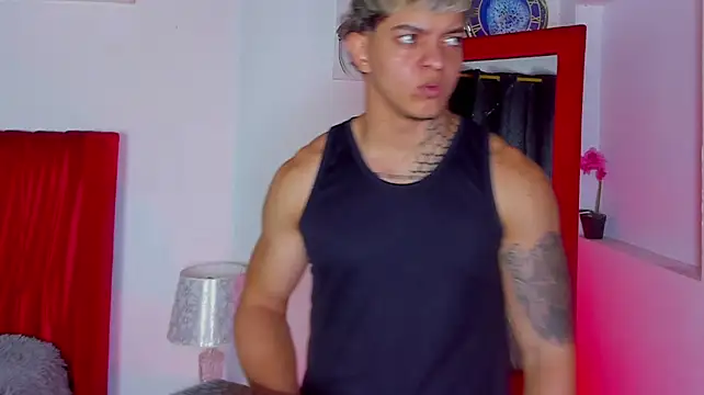 Chatroom XXX en direct de Noah__Browm