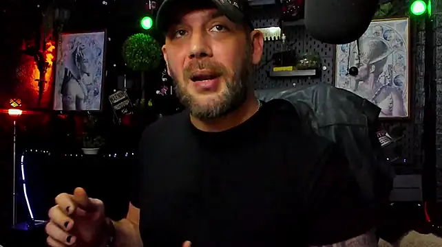 Chat +18 de LexHardy ao vivo