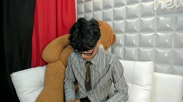 XXX chat uživo modela maximo_2019