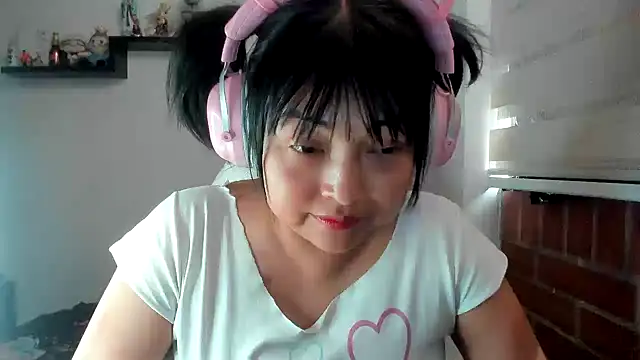 Shaddycute_ – Naživo XXX chat
