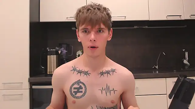 Онлайн чат XXX Fredd_Xanders