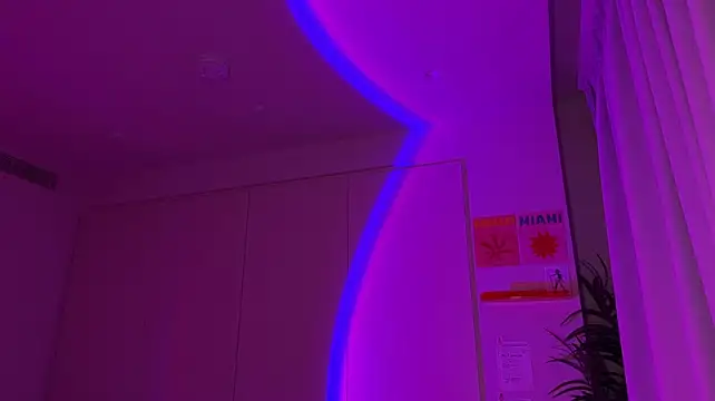 _vixenp XXX чат на живо