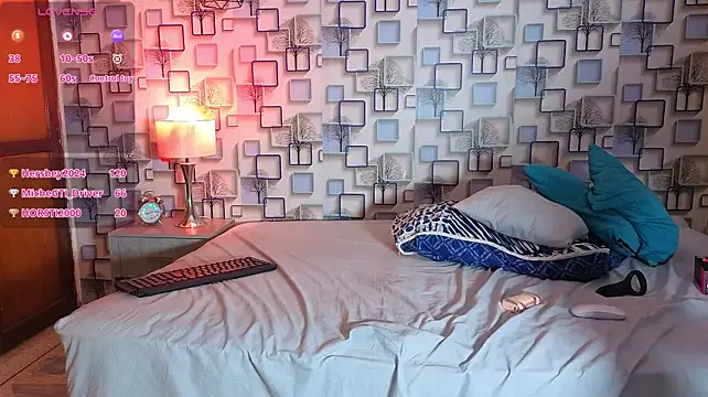 LoganSteel_ লাইভ XXX চ্যাট