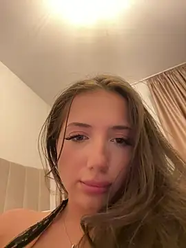 WilddAngel's Live XXX Chat