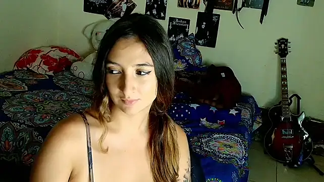 alucarda_666's Live XXX Chat