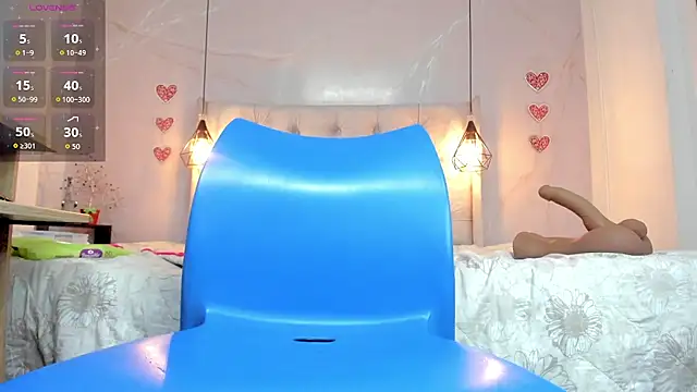 SakuraLee_ Chat XXX in diretta