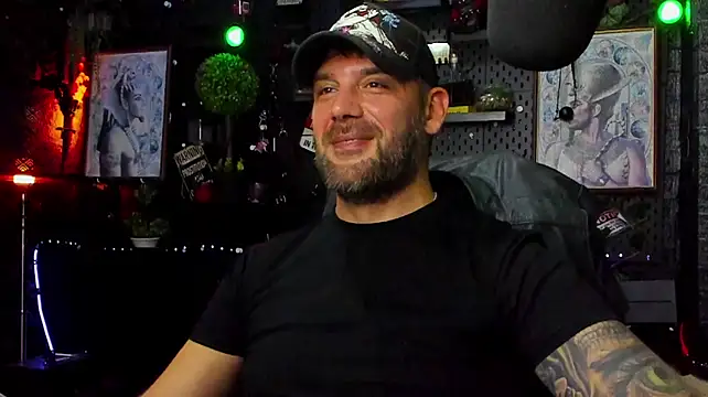 LexHardy XXX чат на живо