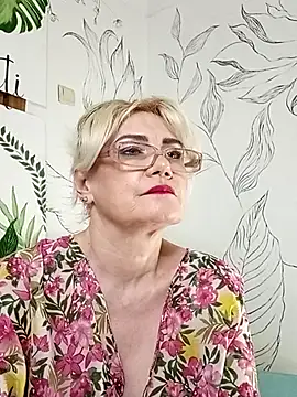 Catty_Lady: απευθείας συνομιλία ΧΧΧ