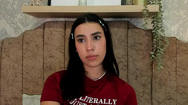 Nanami_ Adlı Modelin Canlı XXX Sohbeti