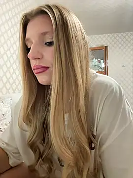 צ'אט XXX בשידור חי של adel_secret
