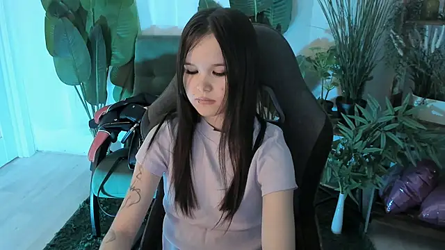 צ'אט XXX בשידור חי של Elainebeness