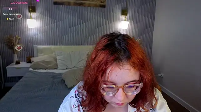 Aleks-casterrr Adlı Modelin Canlı XXX Sohbeti