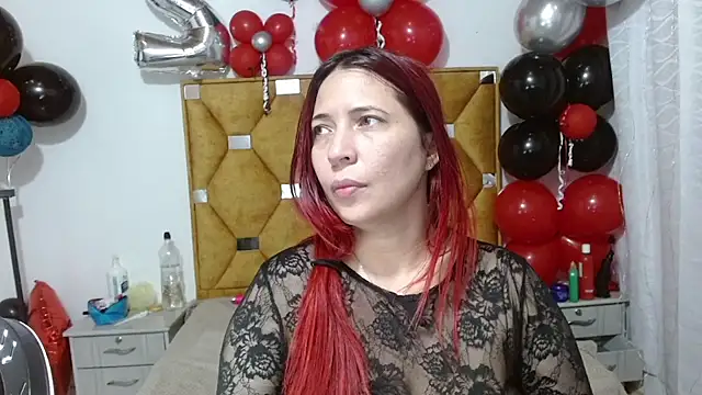 XXX chat uživo modela LITTLEJULES
