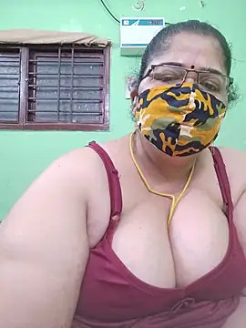 Tamil-mayasri Chat XXX in diretta