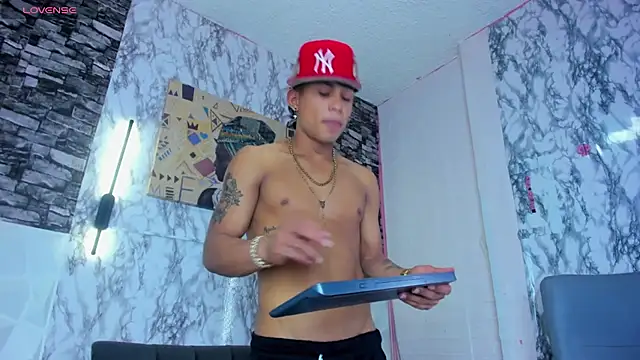 Chat +18 de Damian-Lux ao vivo
