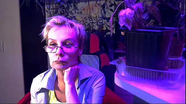 HelgaHimmell's Live XXX Chat