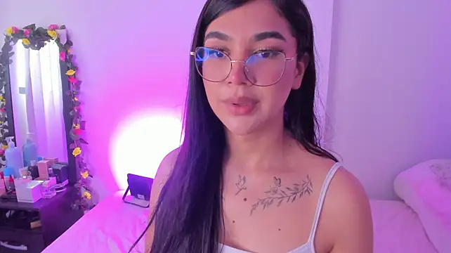 RoseCassie XXX чат на живо