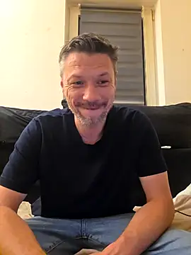 tomek84 – Live XXX-chat