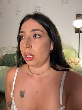 KimArts Chat XXX in diretta