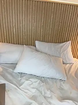 NahimiThompson Chat XXX live