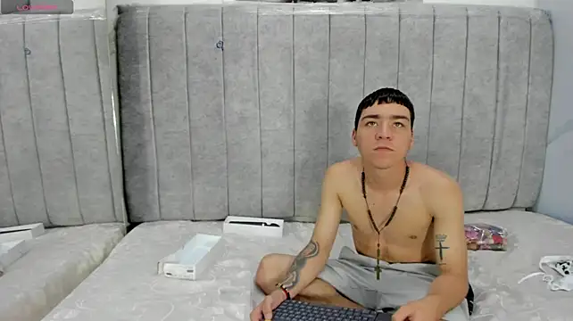 lucy_78_sweet Webcam Show