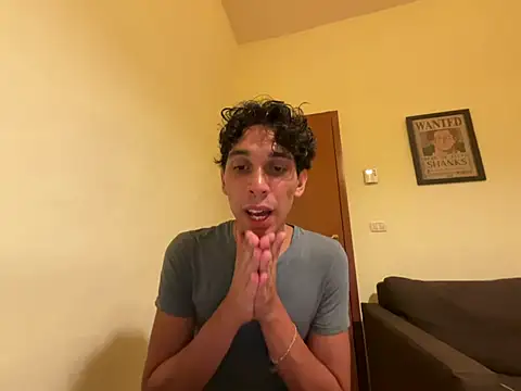 הופעת וובקאם של Violaindia
