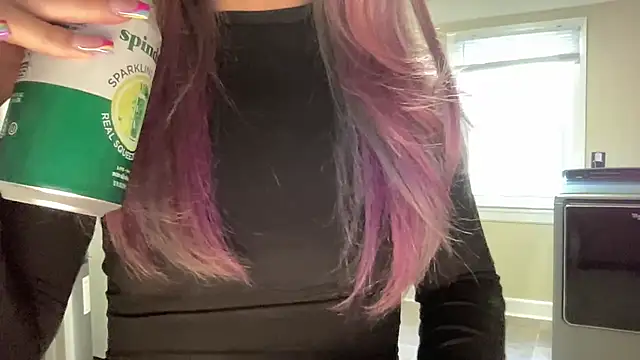 sexylilly69's Live XXX Chat
